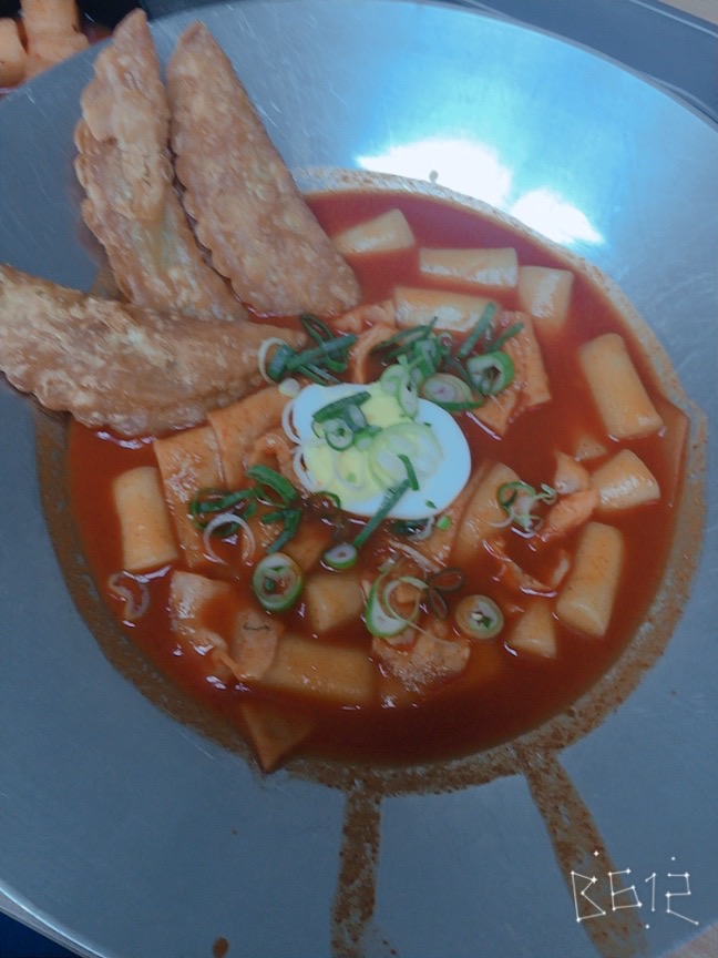 Spicy rice cake
