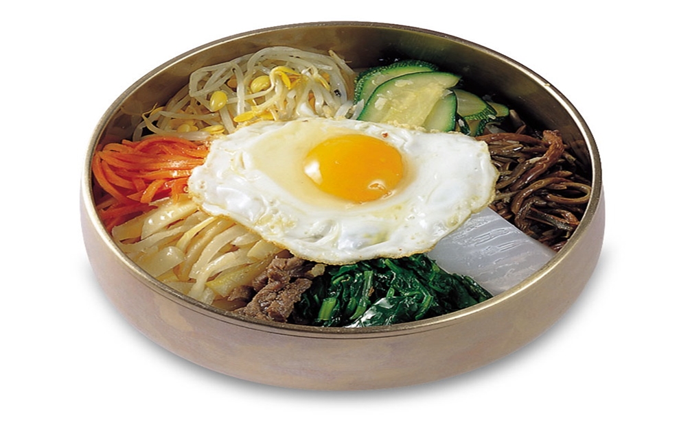 A Journey to Jeonju Gajok Hoegwan for Original Bibimbap — photo from Korean media