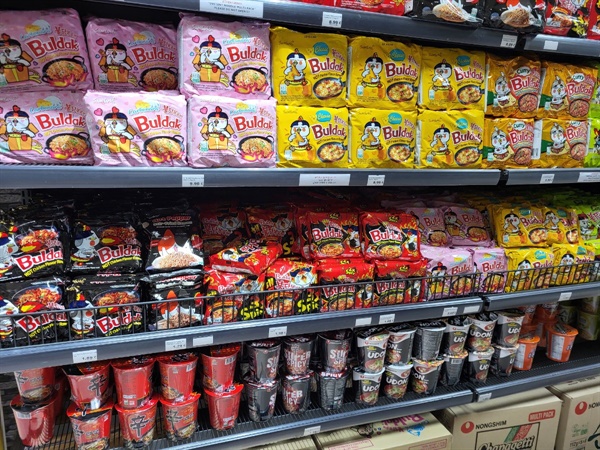 Best Korean Instant Ramyeon Ranked from Seoul: A Taste Test — photo from Korean media