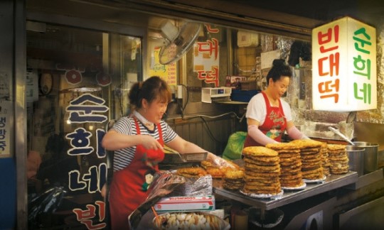 Gwangjang Market Bindaetteok: The Real-Deal Experience — photo from Korean media