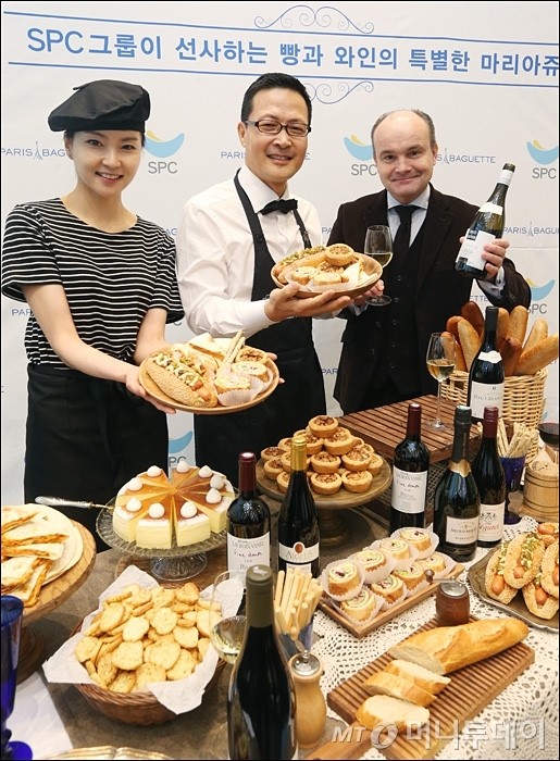 Paris Baguette vs Tous Les Jours: Which Korean Bakery Wins — photo from Korean media