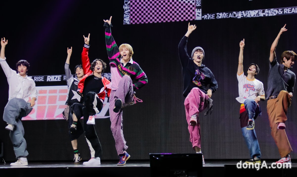 RIIZE's 'Get a Guitar Love 119': A First Listen Review — photo from Korean media